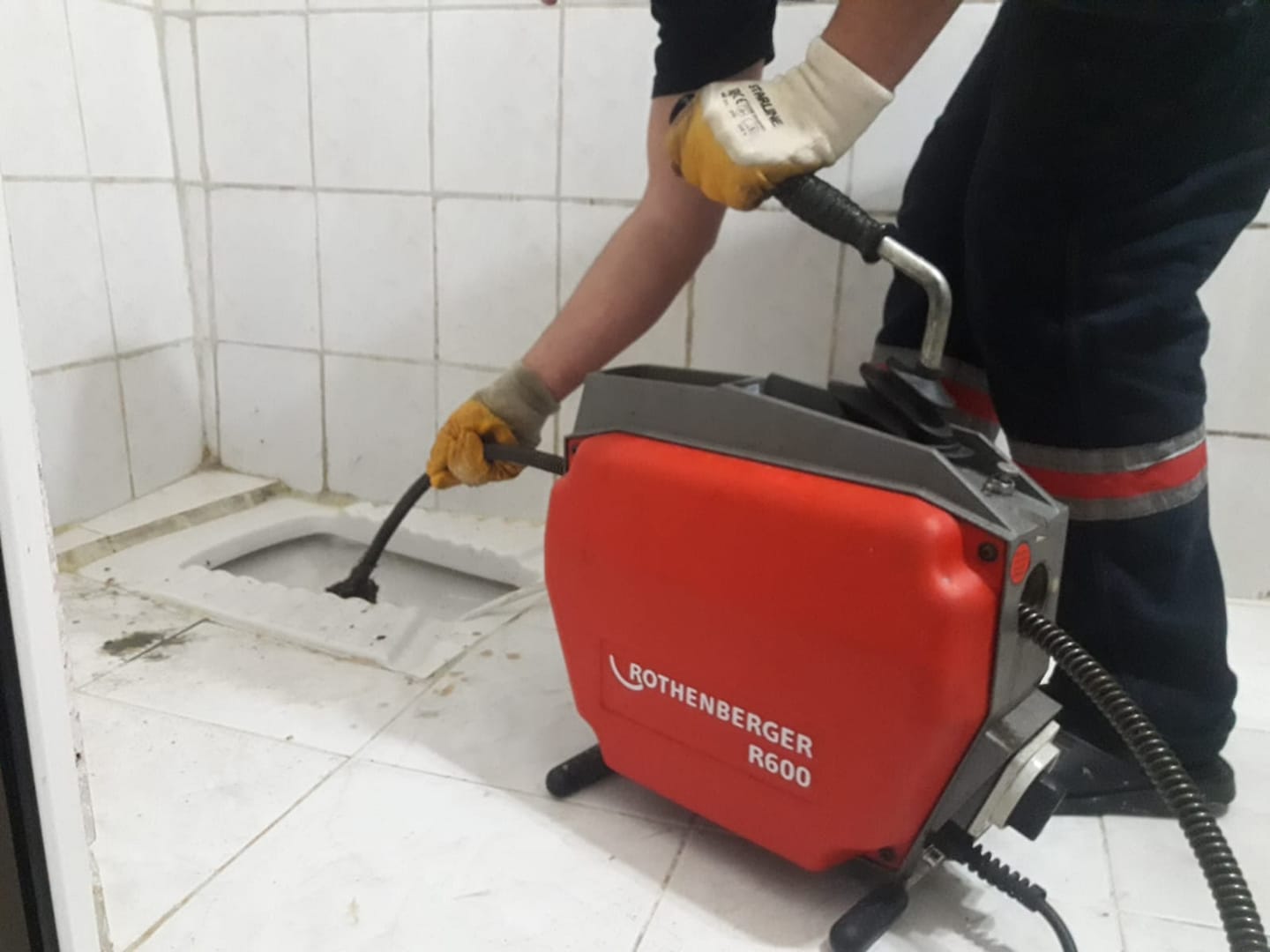 Tuvalet Tıkanık Açma